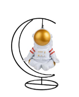 China High Quality Eco-friendly Natural Home Astronaut Table Decoration Astronaut Ornaments Bedroom Bedside Cartoon Decoration for sale