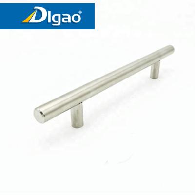 China Kitchen Cabinet Door Handle Knob Factory Digao ZL001 Modern Zinc Alloy Furniture Drawer T-Handles for sale