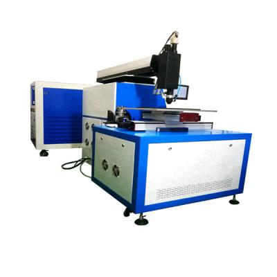 Chine Machine automatique 200W de soudure laser de commande numérique par ordinateur pour la plaque d'acier de cylindre de tube de tuyau en métal à vendre