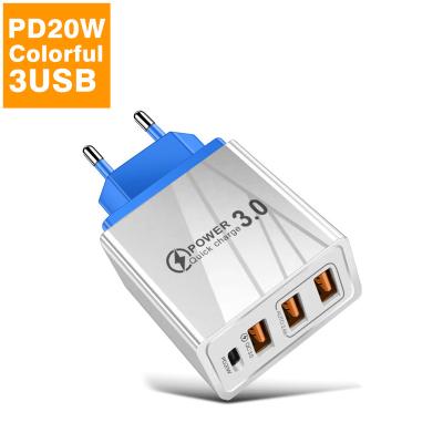 China High Speed ​​Mobile Phone Powered Charger PD20W QC3.0 Dropshipping Mobile Phone PD20W QC3.0 Left Type-C Multi Usb C Converter Multimedia 3 USB Charger for sale