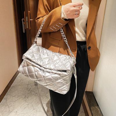 China Popular Fashion Winter Stripper Casual Cross - Body Bag Fashion Women Lady Purse Handbags With Adjustable Straps for sale