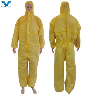 China Customized Yellow Disposable Coverall Chemical Resistance Protective Suit 175*140cm PP PE for sale