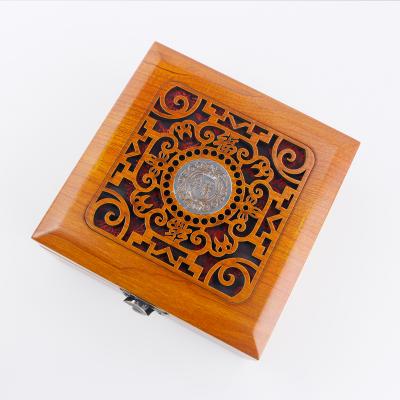 China Custom Brown Luxury Wooden Jewelry Packaging Box Womens Handmade Watch Gift Boxes for sale