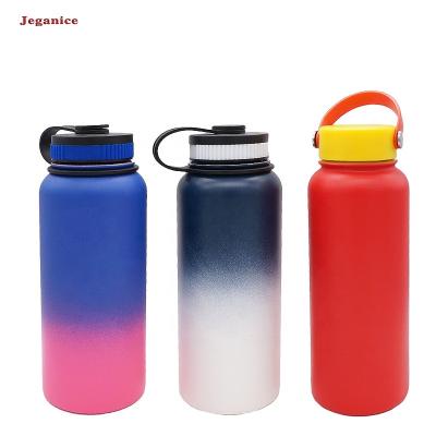 China Business 32 Oz Black To White Fade Double Wall Vacuum Stainless Steel Sports Wide Mouth Water Bottle for sale