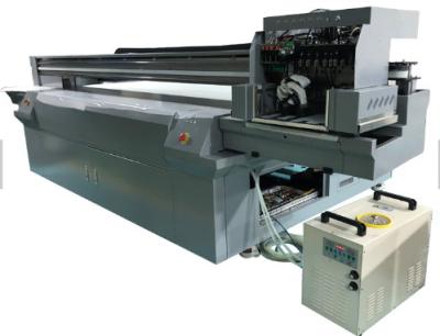 China Innen-Tapeten-Wanddrucker Digital-UVflachbettdrucker-3D 2500mm * 1300mm Druckgröße zu verkaufen