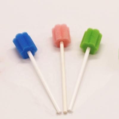 China Cleaning Disposable Foam Toothbrushes Oral Suction Free Samples Blue Green Color for sale