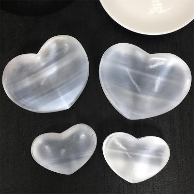 China China Wholesale Natural Gypsum Healing Crystal Quartz Bowl Selenite Stone Bowl for sale