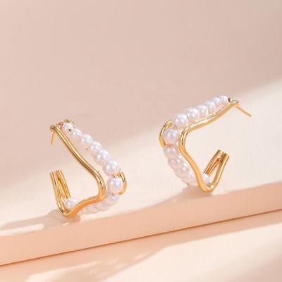 China FASHIONABLE unique design circle earrings copper alloy gold brass triangle shape baroque pearl wire combination circle earrings for party wear for sale