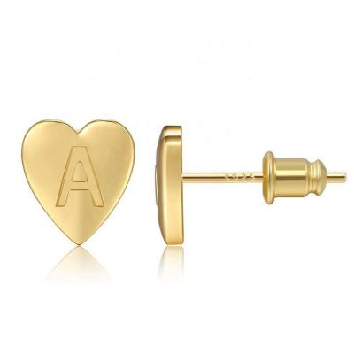 China FASHIONABLE 2022 hot sale 18k gold plated 26 English letters color preserve peach heart stud earrings for sale