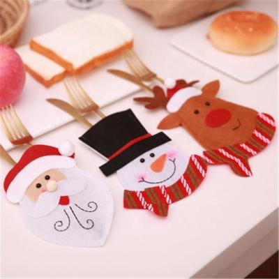 China Santa Reindeer Christmas New Year Pocket Fork Knife Cover Cutlery Stand Bag Cutlery Home Tableware Dinner Decoration Tableware R1483 for sale