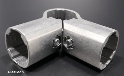 Chine Connecteurs de tuyaux en aluminium 4 voies taille standard 90 degrés joints à angle droit à vendre