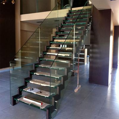 China Contemporary Interior Decorative Staircase Zigzag Stringer Staircase for sale