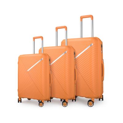 China Eco-friendly Durable Hard PP Travel Luggage Set With Good Anti-scratch Function For Long Term Business Trip for sale