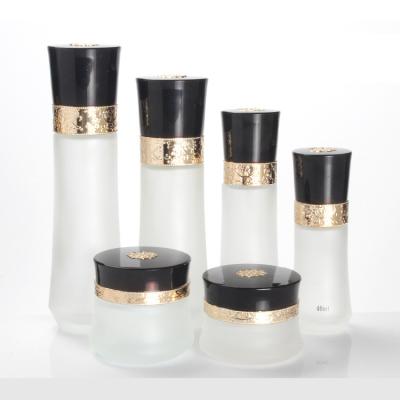 China 40ML 60ML 100ML 120ML Luxury Cosmetic Frosted Lotion Cosmetic Glass Bottles For Serum for sale