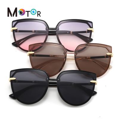 China Fashion Sunglasses Wholesale High Quality Cat Lens Women Sunglasses PC Frame AC Lens 6621 Fashion Girls Sunglasses for sale