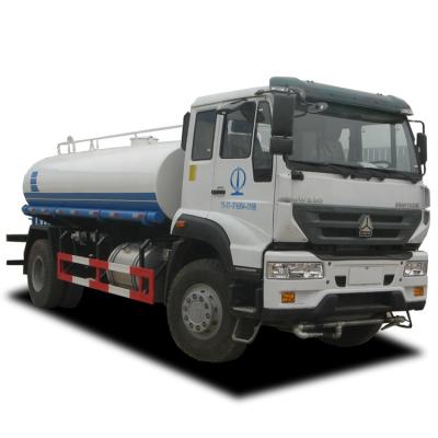 China SINOTRUK 10000-12000liters watering car, 6 wheel city road greening sprinkler, 4 - 6L medium size municipal landscaping water tank truck for sale