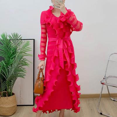 China Anti-Static Wholesale High Quality Ruffled Pleated Dresses And Belted Two-piece Women's Fall Design Dresses for sale