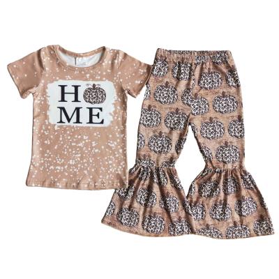 China Milk Silk Autumn Baby Girls Two Pieces Set Print Short Sleeve Shirt Coffee Bottom Thanksgiving Pumpkin Home Amenities for sale