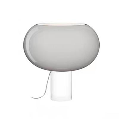 China Nordic EUROPEAN Vintage Decoraion Glass Bedroom Bedside Table Lamp High Quality Indoor Concrete Table Lamp for sale