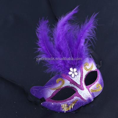 China New Arrival Halloween Graduation Costume Party Feather Mask Dance Cosplay Plastic Mask for sale