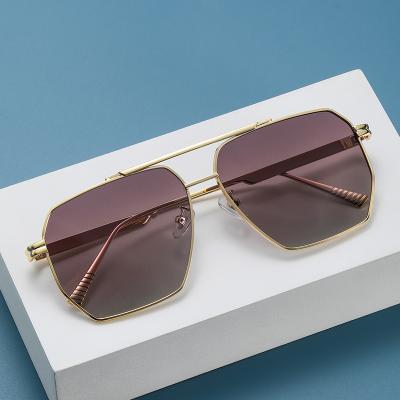 China Fashion Sunglasses New Design Hot Sales Polarized Square Sunglasses For Women Shape Retro Rectangle Sunglasses for sale