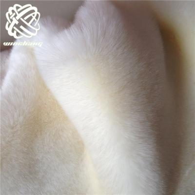 China Auto Upholstery China Manufacturer Wholesale High Quality Customized Color Luxury Long Pile Polyester Soft Fluffy Faux Fur Fabrics for sale