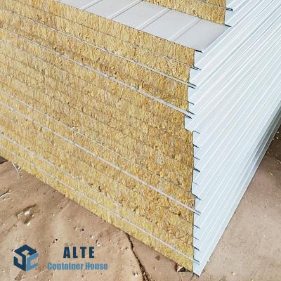 China Modern Customized Easy Installation Sandwich Panel Metal Sandwich Panel For Roof And Wall for sale