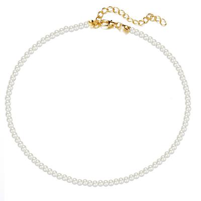 China CLASSIC Round Artificial Pearl Necklace Wedding White Glass Pearl Necklace For Brides Faux Pearl Necklace Jewelry for sale