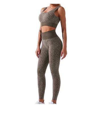 China FREE SAMPLE Breathable Yoga Suit Set Leopard Print Workout Sports Bra Top Sets Seamless Patterned Leggings Tracksuit for sale