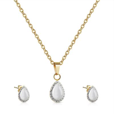 China FASHIONABLE Explosive Earrings Jewelry Couple Water Drops Micro Diamond Necklace And Earrings Jewelry Set for sale