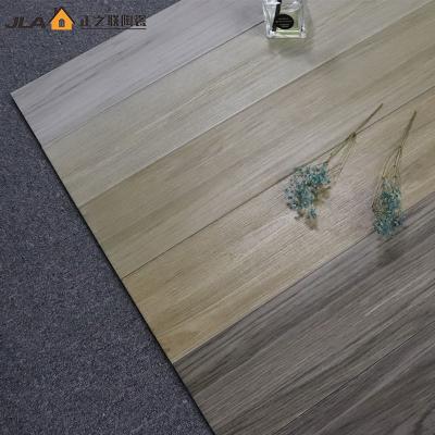 Chine Carrelages en bois de salle de bains de glissement de carreau de céramique de sembler de salle de bains anti 150x600 millimètre à vendre