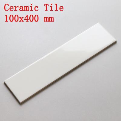 Chine Le mur d'extérieur blanc de couleur de tuile de mur de balcon couvre de tuiles avec la taille 100x400mm à vendre