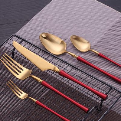 China Sustainable Western Luxury Red Handle Knife Fork Cutlery Set Balleen Shiny Stainless Tableware for sale