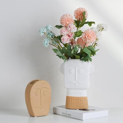 China Brown Vase Art Face Flower Vase Home Novelty Minimalist White Ceramic Vase for sale