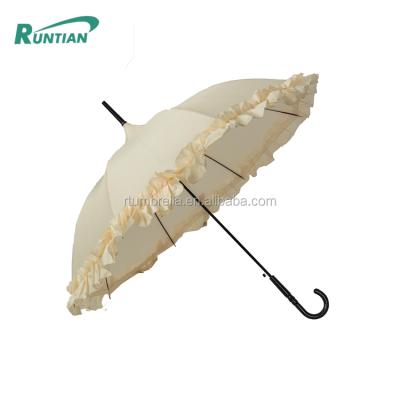 China Anti UV Princess Wedding Ladies Fashion Special Sun Umbrella Newest Semi Automatic White Lacework Semi Automatic Pagoda Rain Umbrella for sale