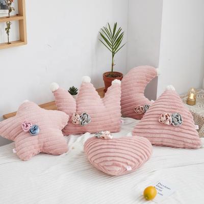 China Wholesale Anti-static Winter Light Heart Plush Heart Pillow With Case for sale