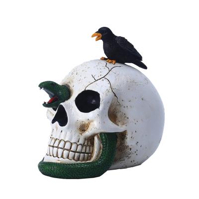 China European Europe Halloween Skull Crow and Snake Figurine Holiday Decoration Halloween Gift Resin Ornament for sale