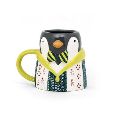 China Wholesale 3D Sustainable Animal Penguin Shaped Ceramic Milk Mugs Porcelain Christmas Gift With Handpainting for sale