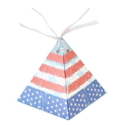 China Recyclable USA Flag Triangle Paper Box Gift Wedding Chocolate Candy Favor Box for sale