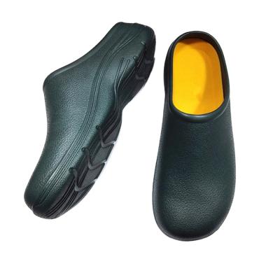 China New Hospital Waterproof Custom Unisex Doctor Nurse Eva Medical Garden Clogs Shoes for sale