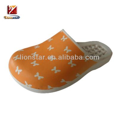 China EVA Clog Fasion Japan Massage Slippers for sale