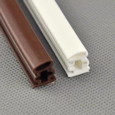 China Boat Rubber Seal for Temperature Applications -40°F To 200°F Length 10 Feet Black for sale