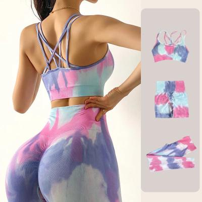 China Hot Breathable Popular Seamless Dye Tie Dye Set Breathable High Waist Sports Yoga Gym Fitness Sports Bra Shorts Gaiters 3 Piece Workout Sets For Women for sale