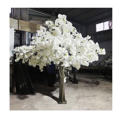 China Wedding Party Decoration Artificial Cherry Blossom Plants Tree Indoor Wed Table Centerpiece Decoration for sale