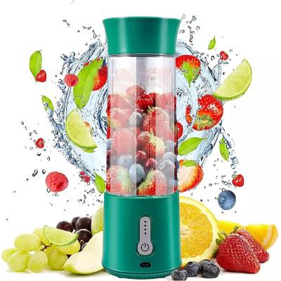 China Portable Juice Bottle USB Rechargeable Electric Rechargeable Smoothie Blender Juicer Cup Fruit Extractor Blender/Power Bank for sale