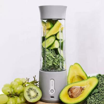 China Portable Rechargeable Waterproof Electric Blenders Juice Blender Portable Mixer Wireless Mini Portable Fruit Juicer Cup USB Blender/Power Bank for sale