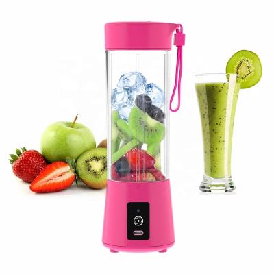 China Portable Mini Portable Blender Bottle Fresh Electric Juicer Blender Smoothie Blender Juicer Extractor Machine USB Rechargeable Electric Handheld Blender/Power Bank for sale