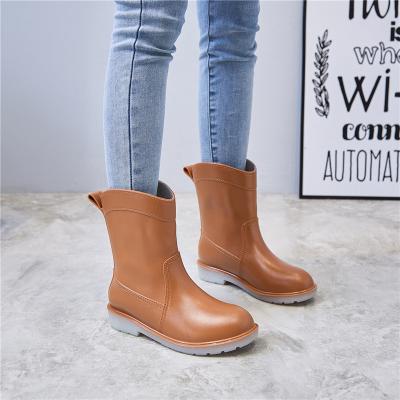 China Wholesale Fashion Trend Fashion Ladies Rain Boot Rubber Rain Boots For Women Raining Shoes Boots Price for sale