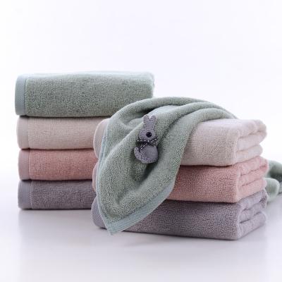 China Logo Soft Quick Dry Super Cotton Hand Or Hypoallergenic Custom Absorbent Bamboo Bath Towel for sale