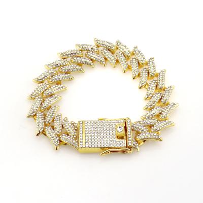 China Popular Wholesale Hip Hop Cuban Link Restriction Alloy Hiphop Jewelry Chain Bracelet for sale